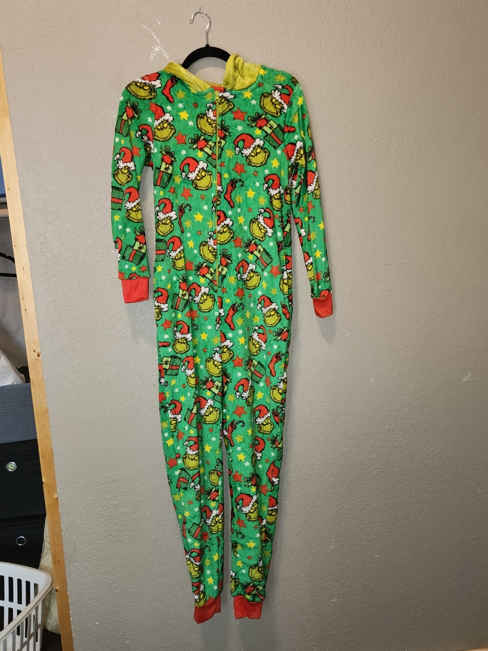 Green Grinch Print One-Piece Pajama with Hood | Xsmall